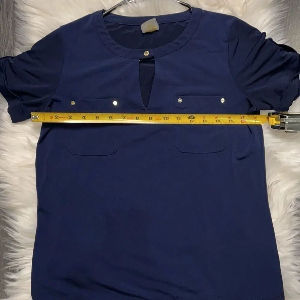 Anne Klein Petite Small Short Sleeve Keyhole Top - Picture 6 of 11